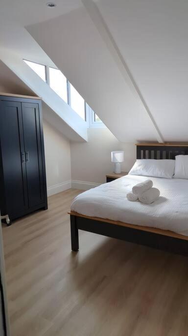 Entire Home In York City Bagian luar foto