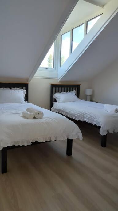 Entire Home In York City Bagian luar foto
